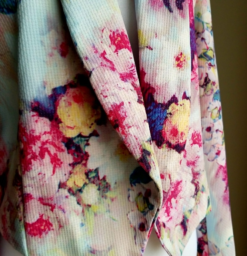 Flower Jacket - Picture 5 of 7